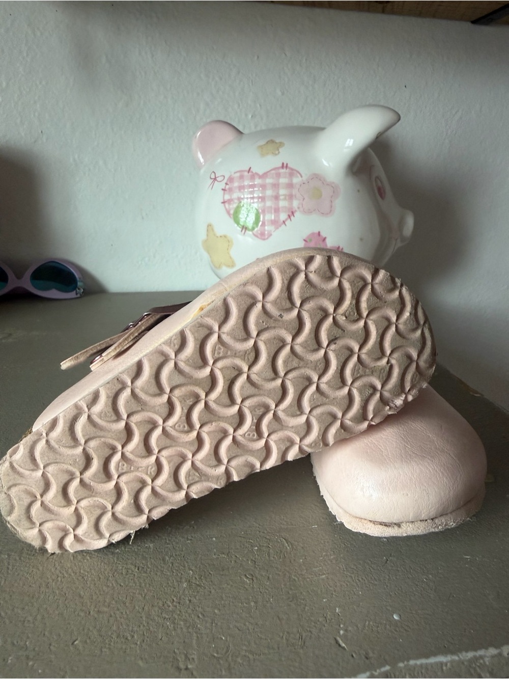 Birkenstock Kids Pale Pink Leather Buckle Clogs - Picture 2 of 4